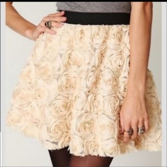 Free People Black 3D Rosettes Floral Skater Skirt - Picture 5 of 10